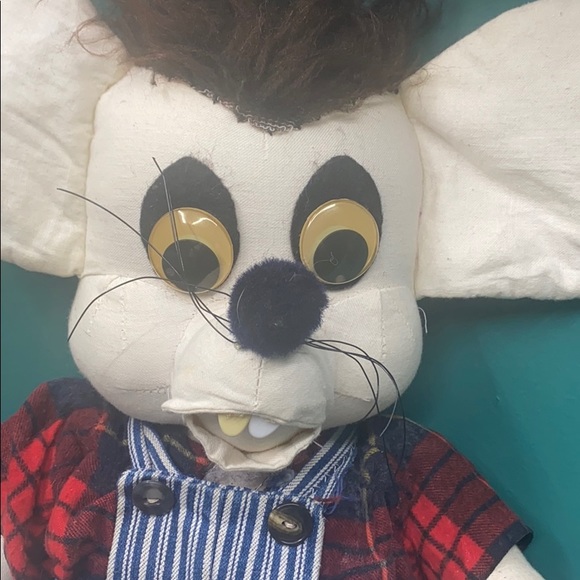 an extremely scary rat doll thing - Picture 2 of 3